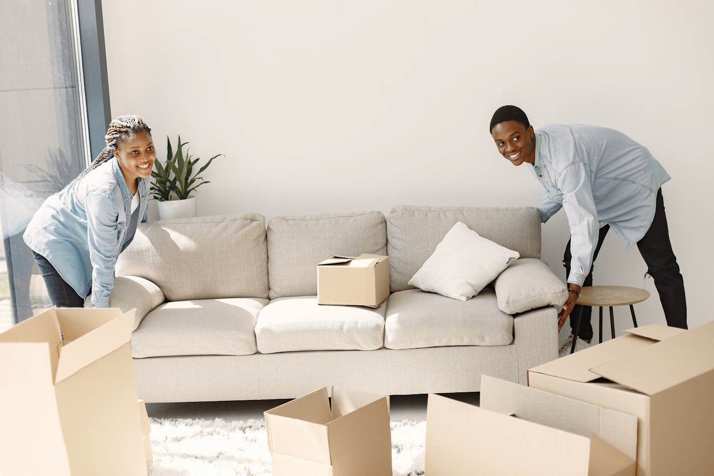 Universal Moving Services crew on moving day in Philadelphia